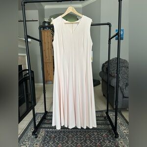 Calvin Klein NWT Blush Pink size 14W mid-length Dress